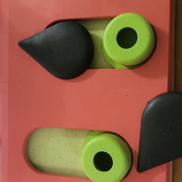 NWT Petstagez Puzzle & Play Feeder - Picture 2 of 5